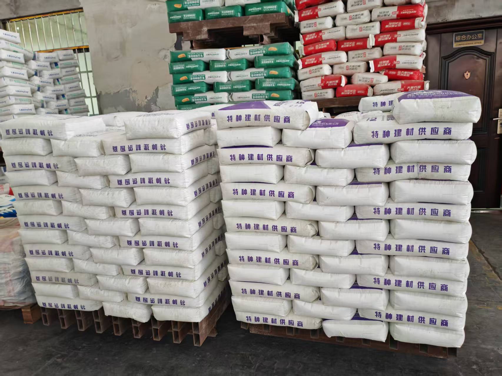 代县拱顶带模注浆料